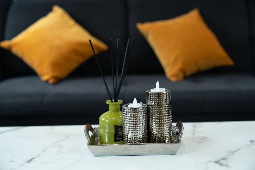 Vibrant 3br Tottenham Home, Private Garden Wifi Parking Free On Request Appartement Londres