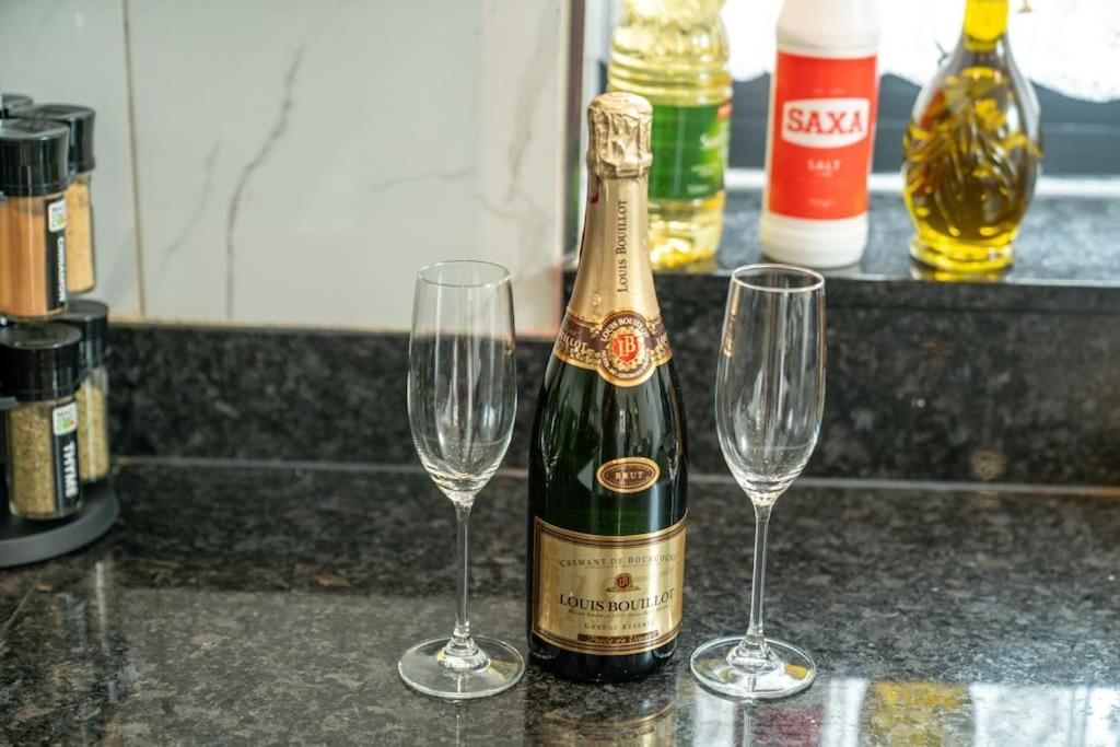Appartement Vibrant 3br Tottenham Home, Private Garden Wifi Parking Free On Request