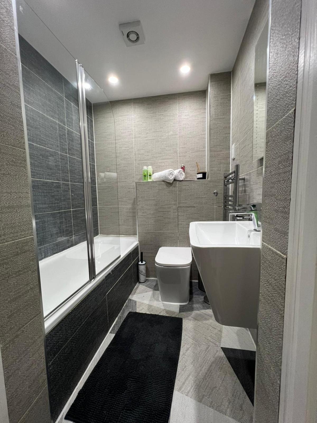 Apartment Cool 2bed Flat Zone 1 London
