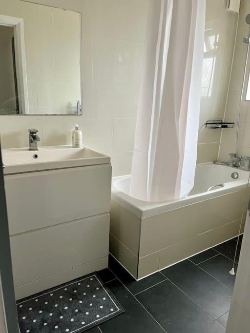 3 Bedroom Londres
