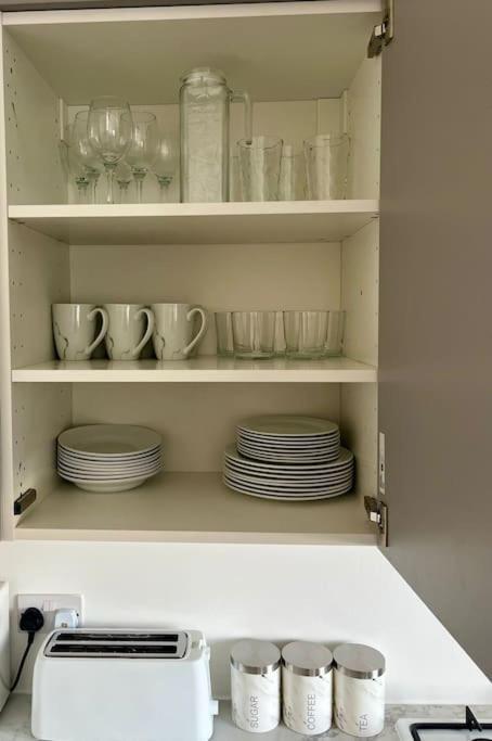 3 Bedroom Appartement *