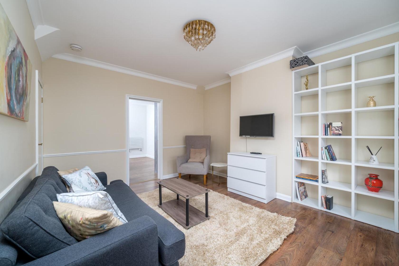 Urban Escape - Spacious 3-bedroom Close To Canary Wharf Casa de férias Londres