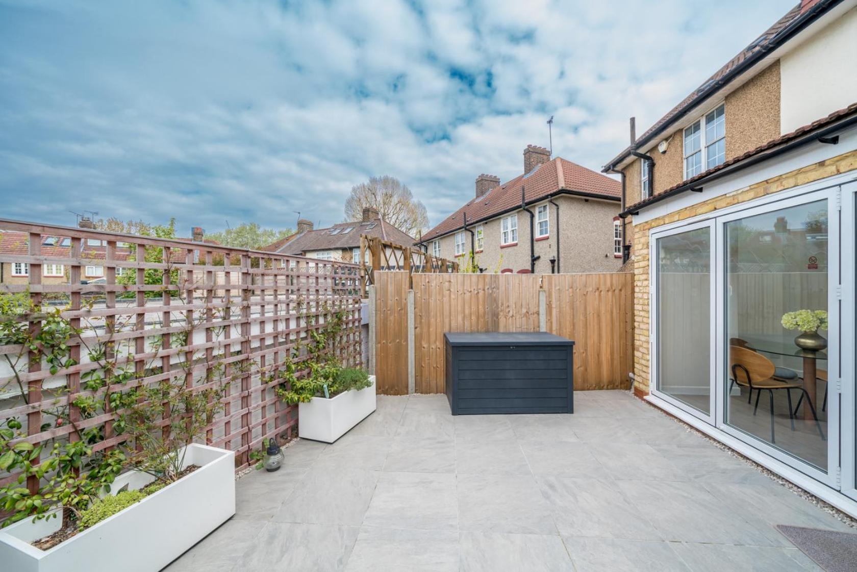Casa de férias Urban Escape - Spacious 3-bedroom Close To Canary Wharf