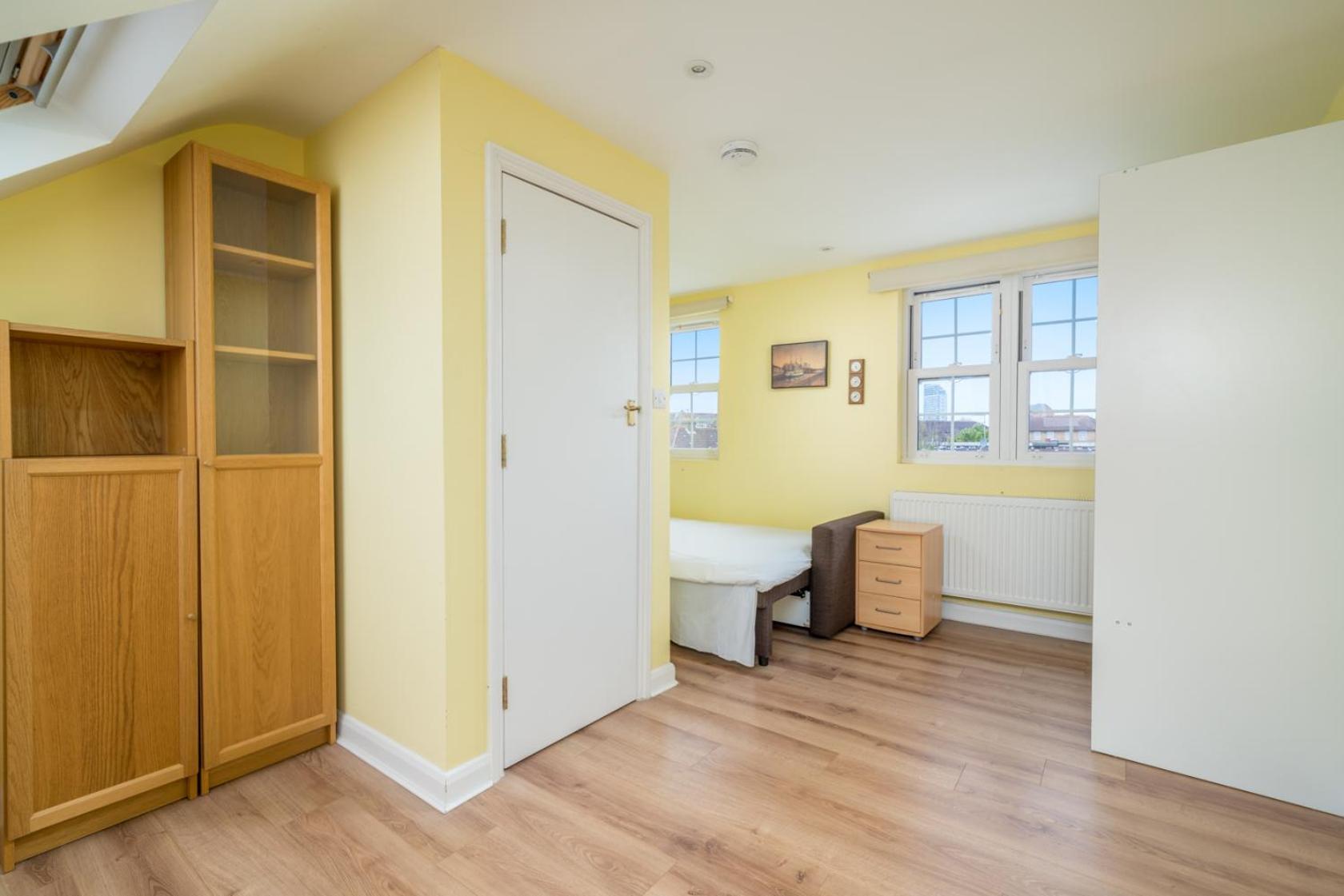 Urban Escape - Spacious 3-bedroom Close To Canary Wharf Casa de férias