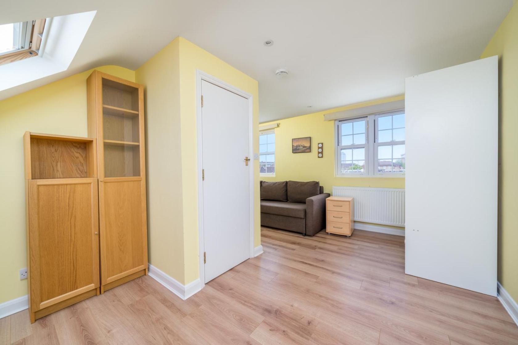 Urban Escape - Spacious 3-bedroom Close To Canary Wharf Hébergement de vacances *