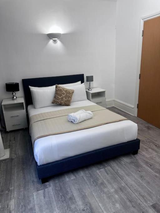 2bed2bath Flat