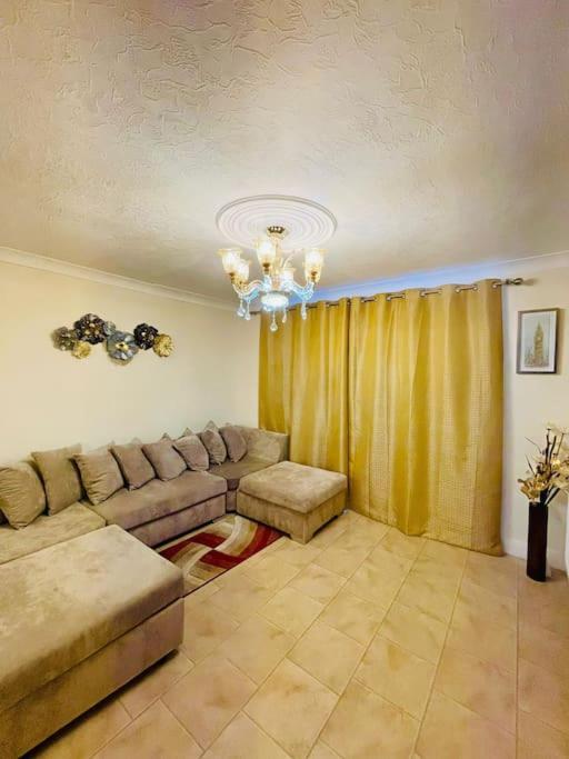 Beautiful 3bd Family With Huge Private Graden * Londres