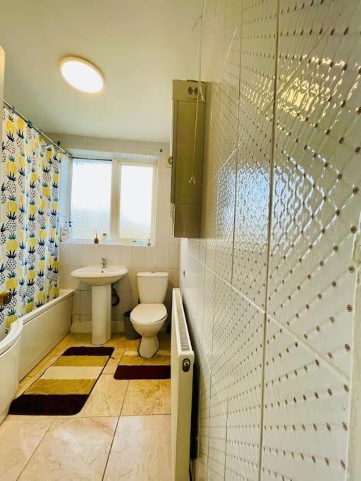 Beautiful 3bd Family With Huge Private Graden * Londres