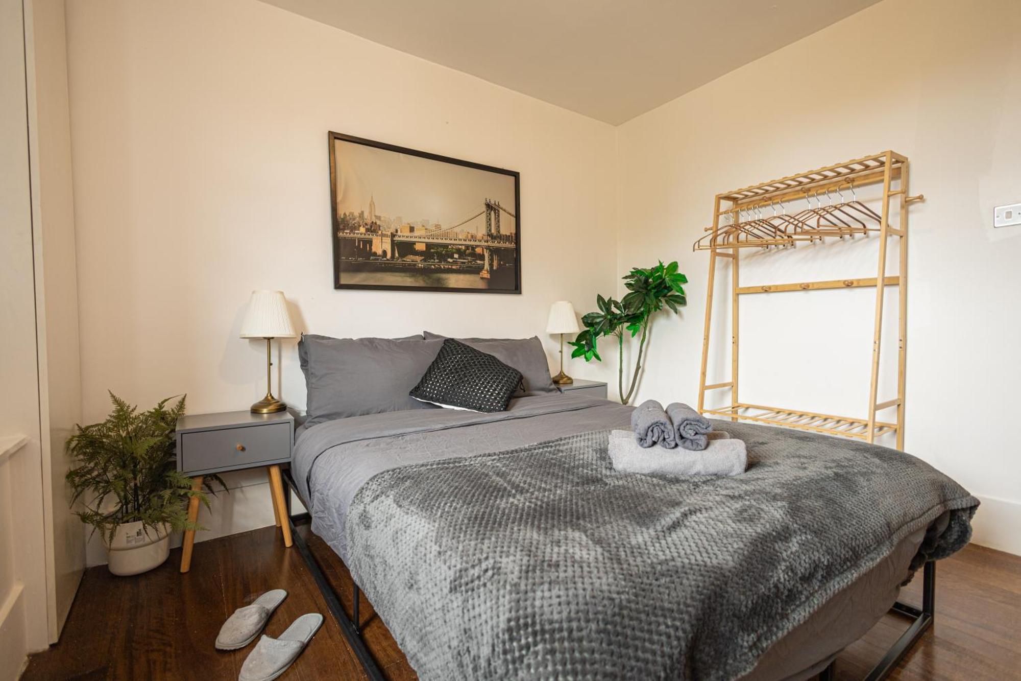 Apartment 2 Bed Camden Town Sec To Tube London