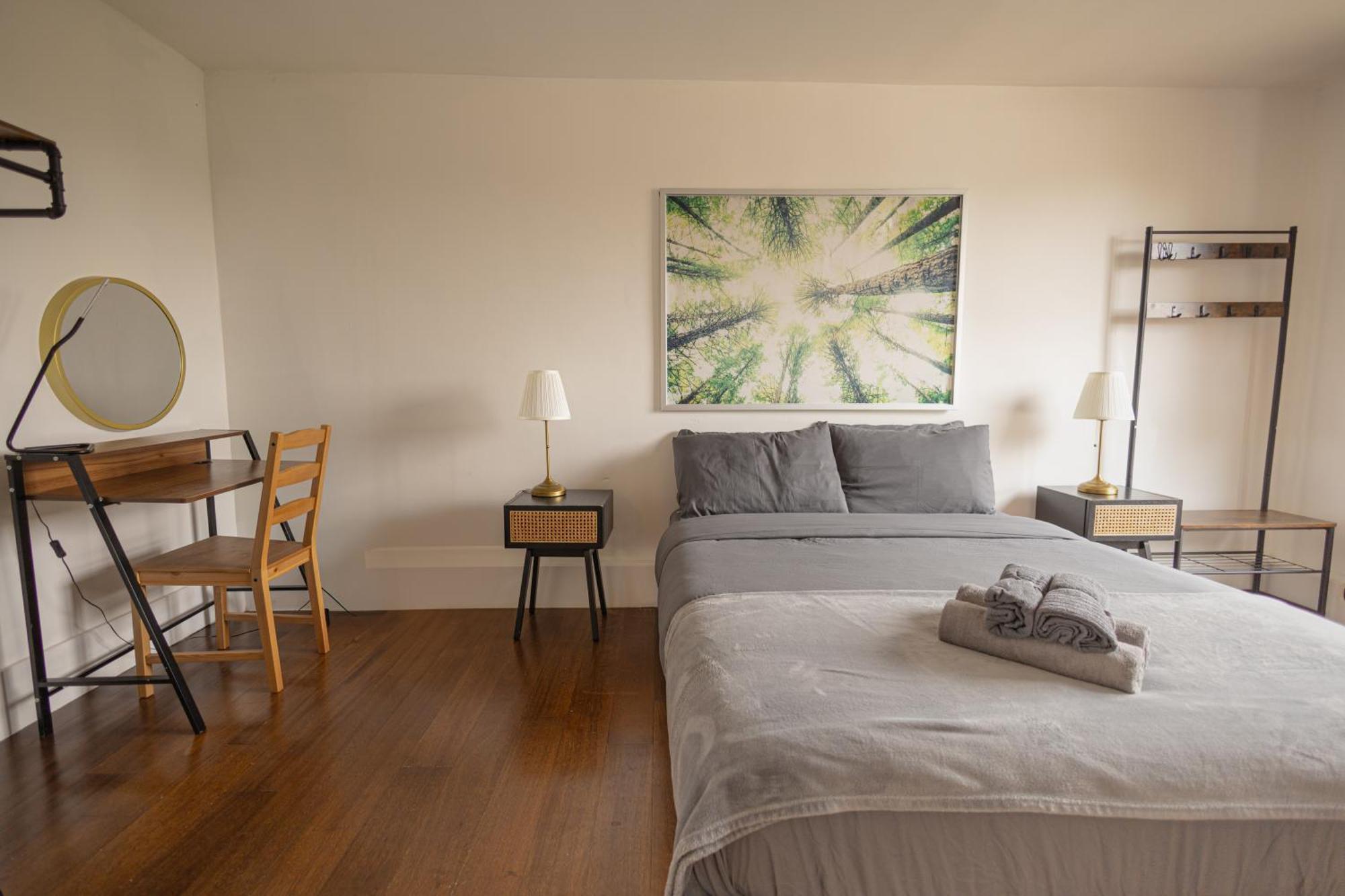 2 Bed Camden Town Sec To Tube Apartment