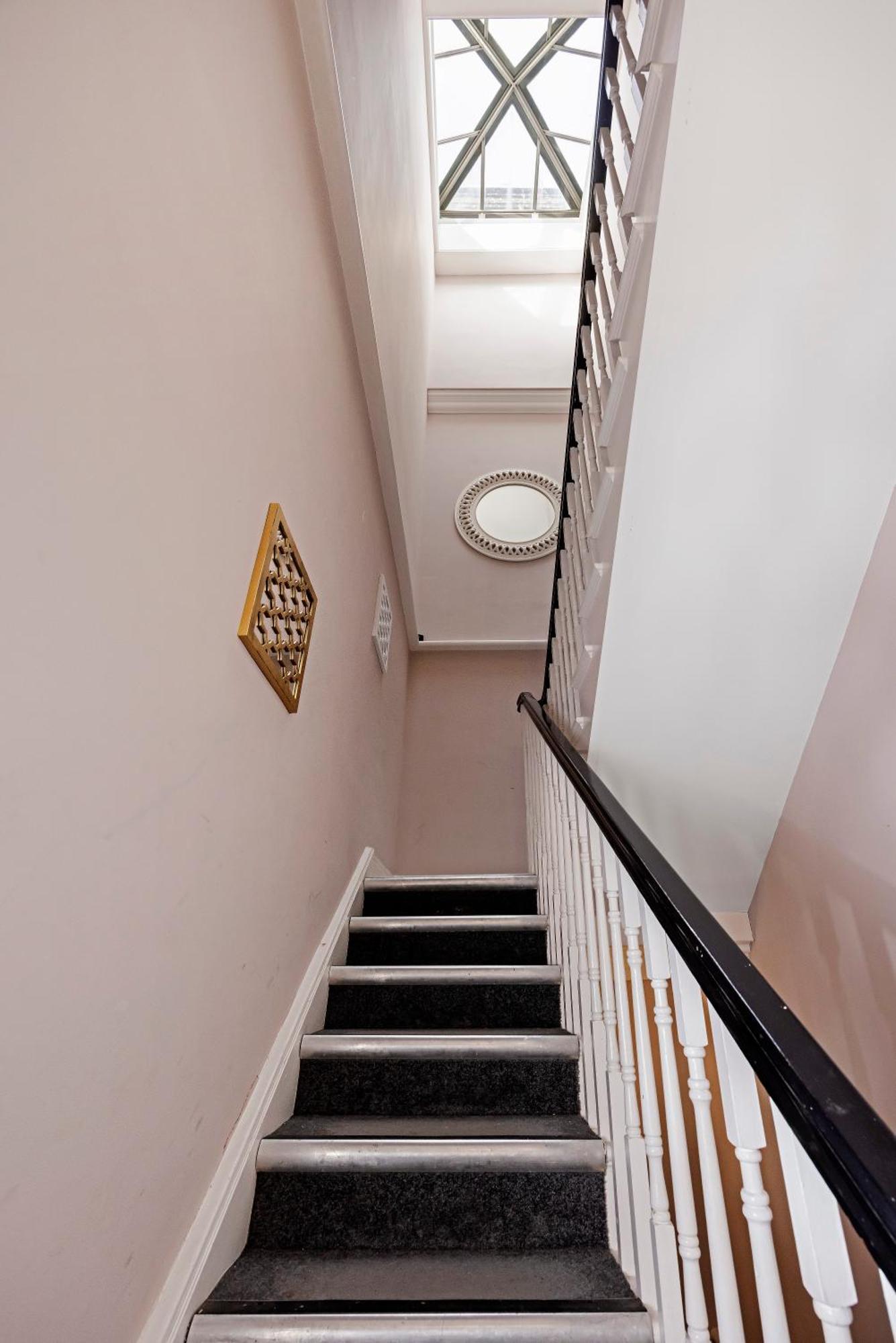Apartment Headsonbed Spacious Excel Canarywharf For The Larger Group Near Blackwall Station London