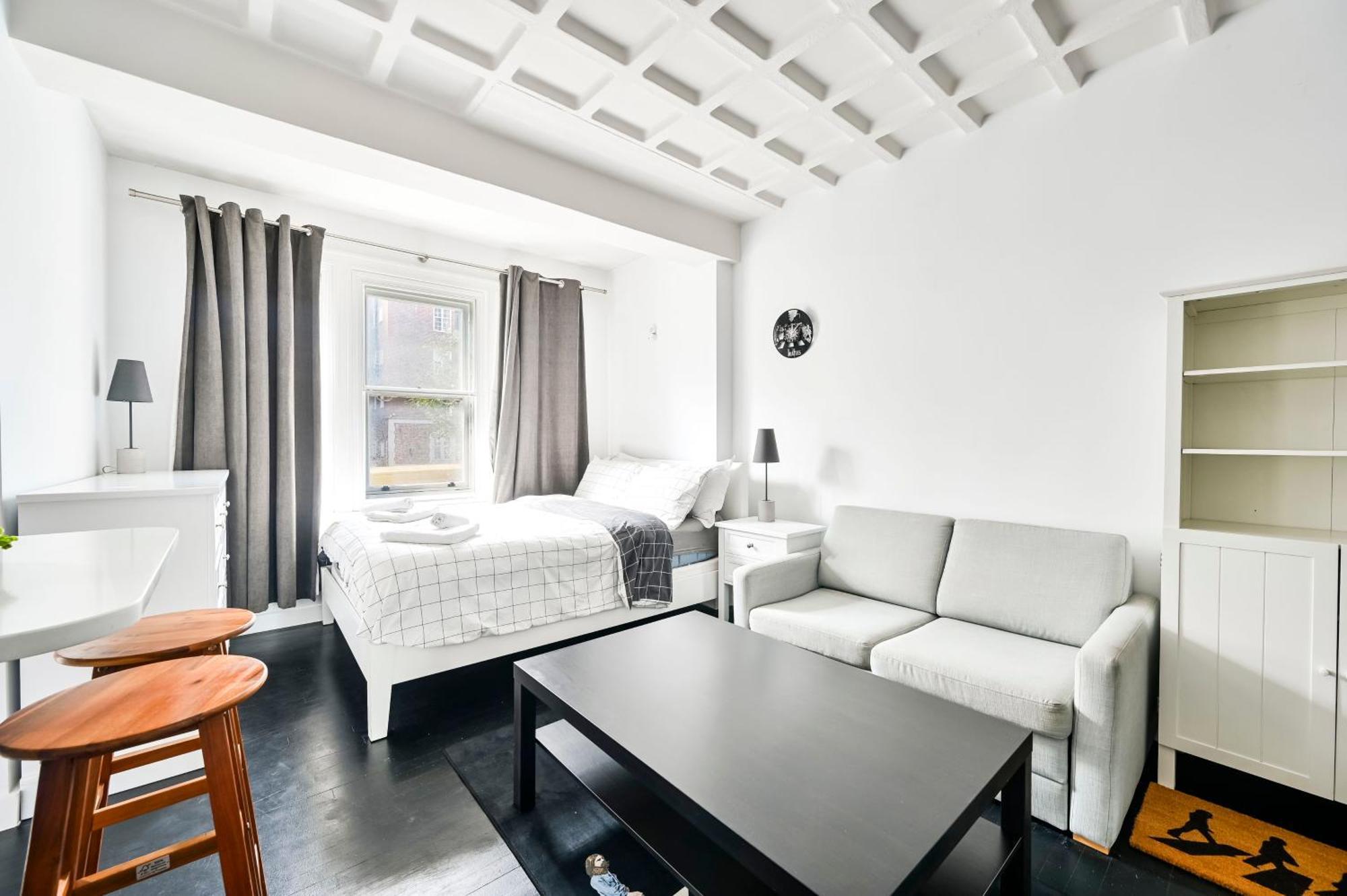 Beatles-themed Serviced On Abbey Road Appartement *