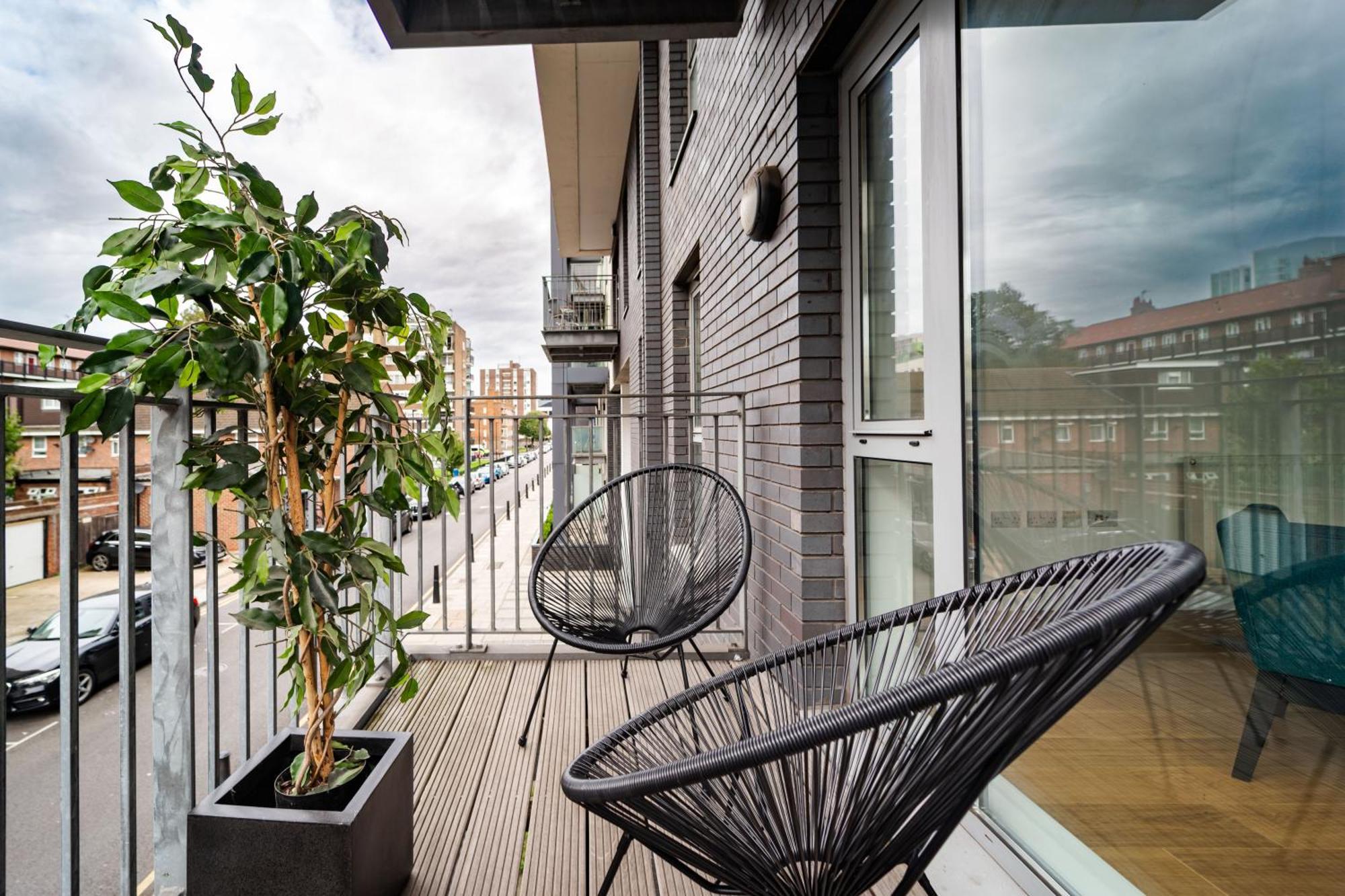 Apartamento Chic Near Tower Hill With A Gym