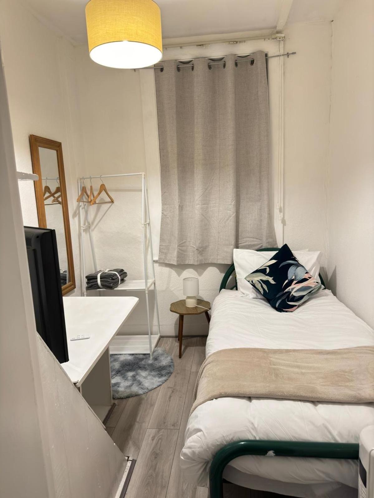 Cozy Single Near Station Quarto em Acomodações Particulares *