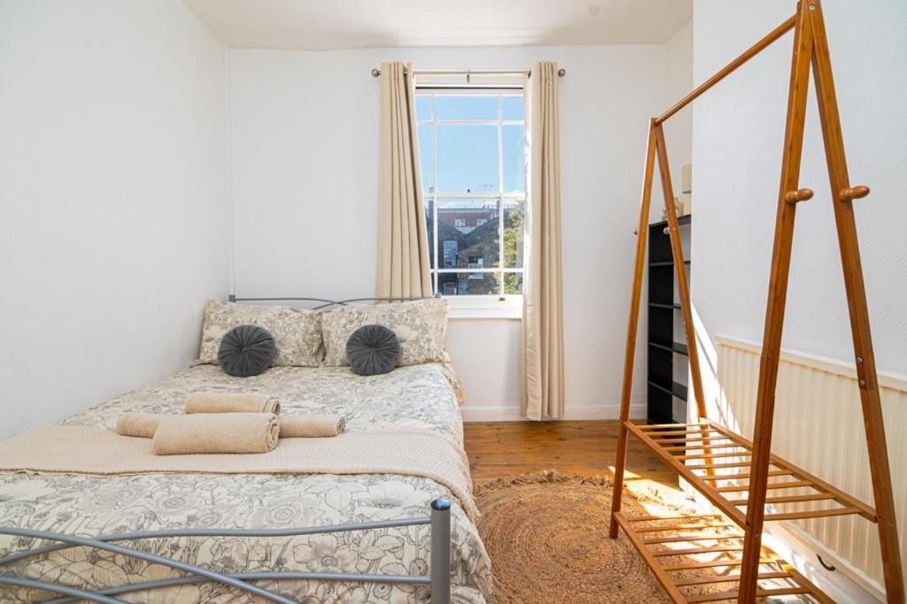 Maison d'hôtes Comfy Double Bedroom