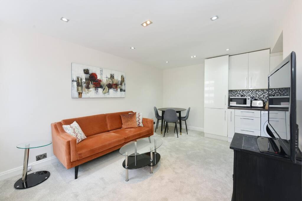 Appartement Three Bedrooom Flat In Heart Of Londres