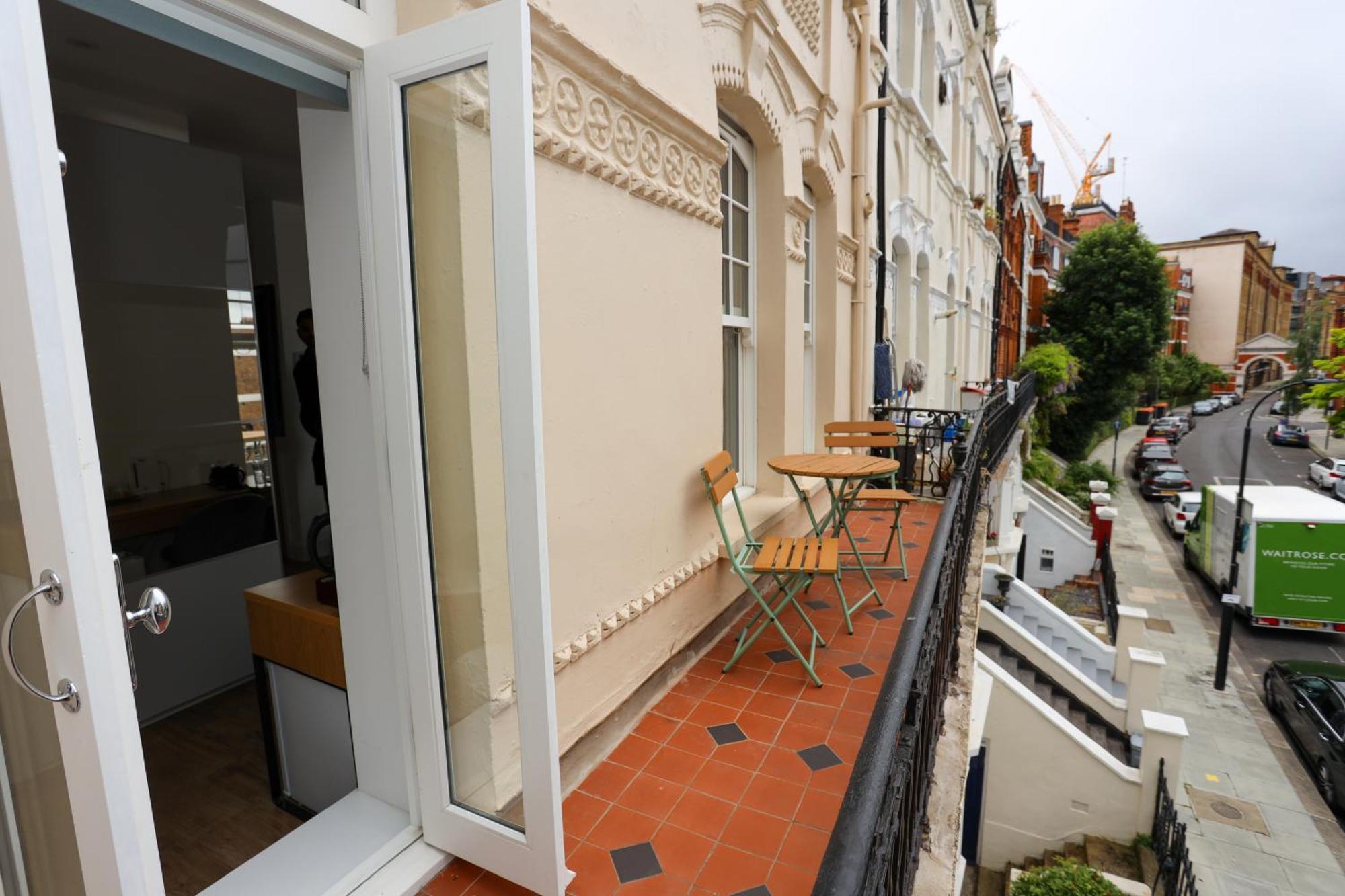 The Avonmore Olympia Bed & Breakfast London