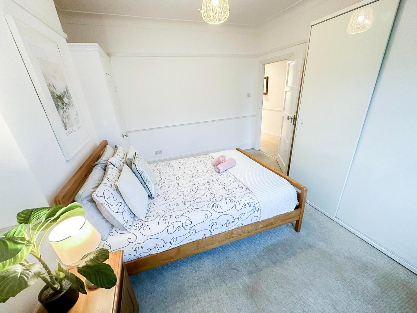 Lovely 3 Bedroom Maisonette With Private Roof Terrace In Hammersmith Apartamento