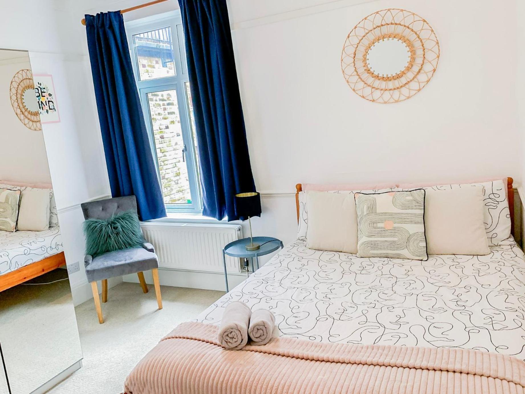 Lovely 3 Bedroom Maisonette With Private Roof Terrace In Hammersmith Londres