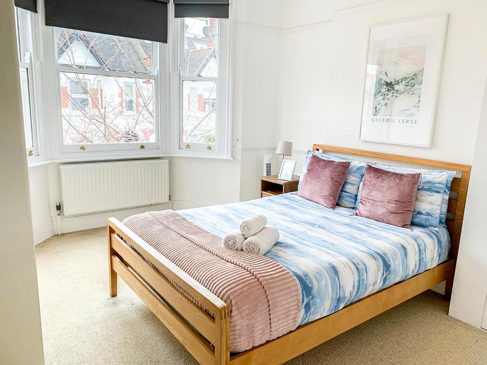 Lovely 3 Bedroom Maisonette With Private Roof Terrace In Hammersmith * Londres