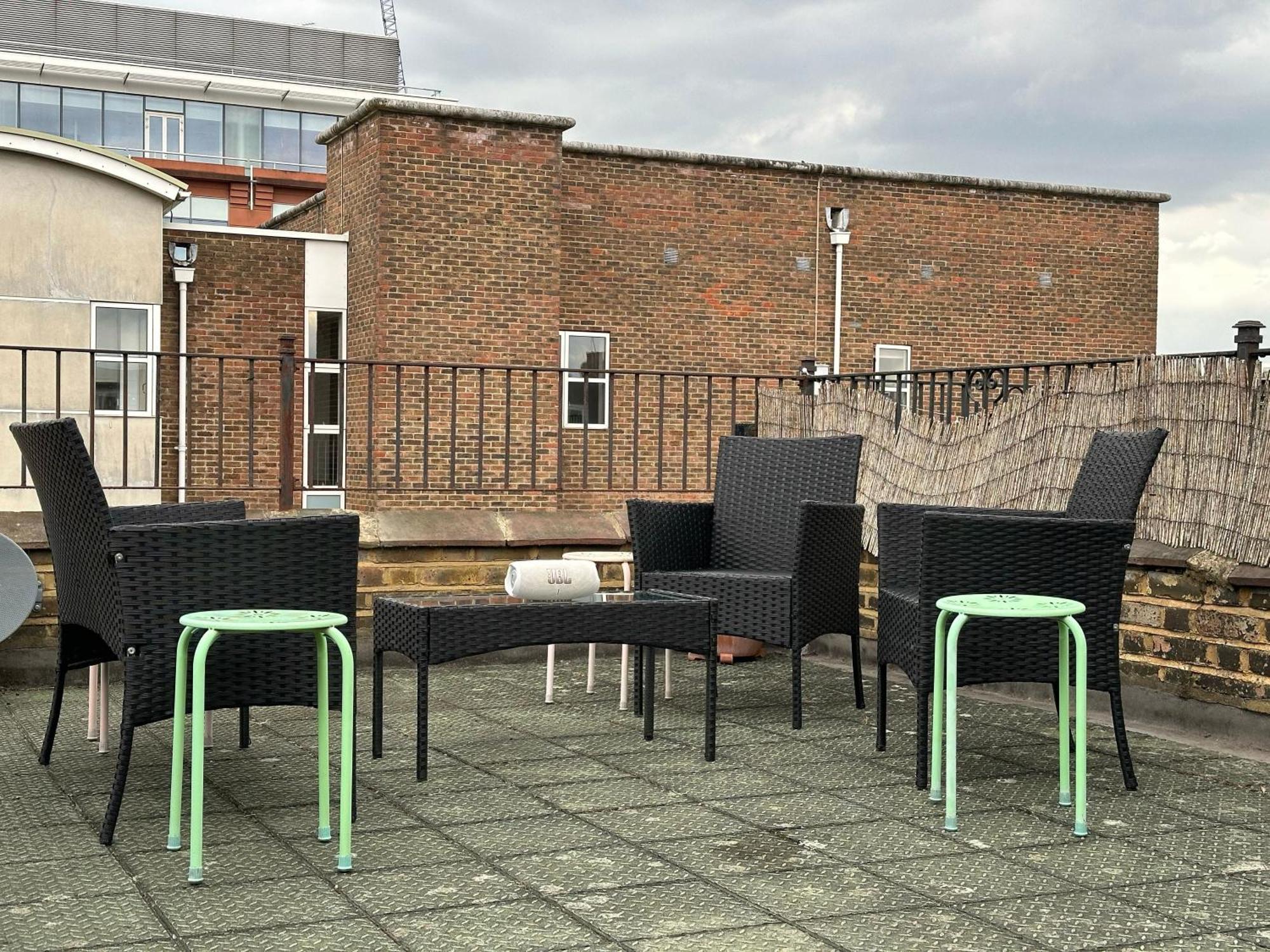 Lovely 3 Bedroom Maisonette With Private Roof Terrace In Hammersmith Apartamento *