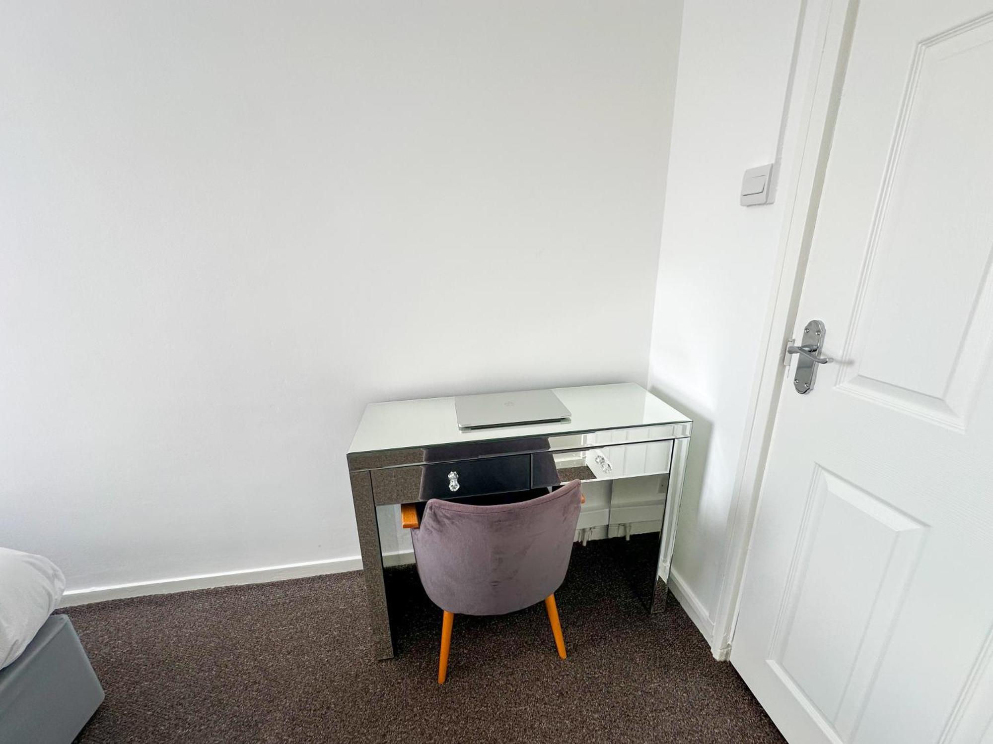 Apartamento 3 Bedroom Flat Haggerston, Hackney, *