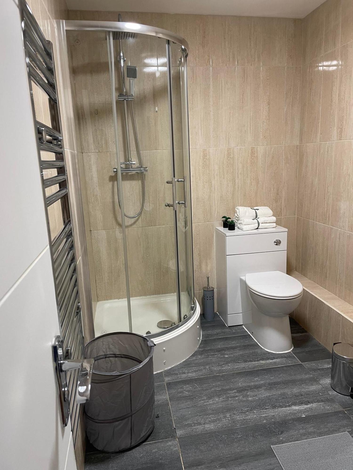 Wembley Modern Apartment London