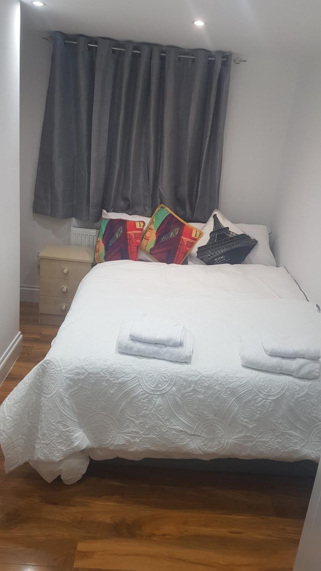 Cosy One Bedroom Flat In Apartamento *