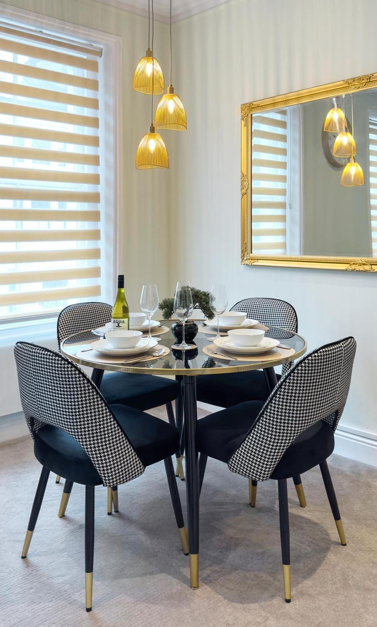 Modern Flat 5 Min To Holland Park! Apartment *