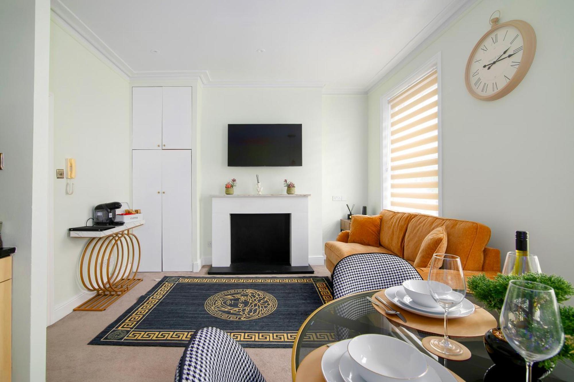 Modern Flat 5 Min To Holland Park!