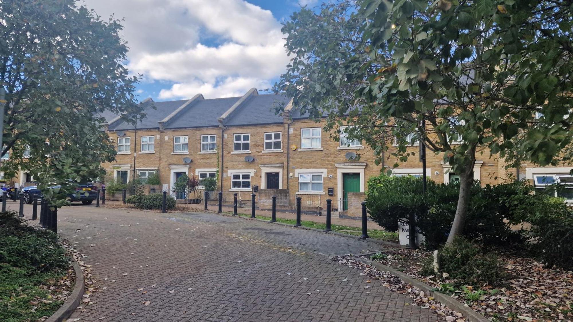 Cozylease 3-bed Canary Wharf Retreat,near Lcy Casa de Férias Londres