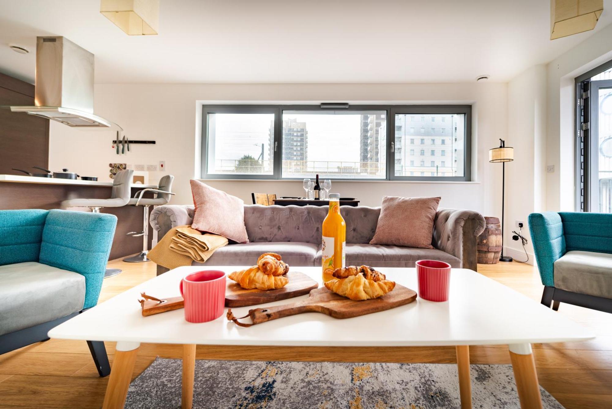 Apartamento Chic Near Tower Hill With A Gym *