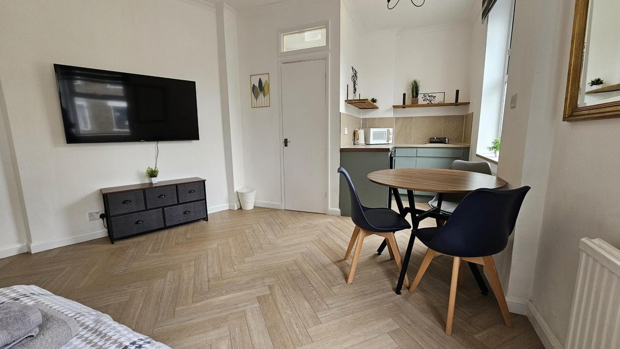 Newly Renovated & Ensuite Rooms! - Camberwell