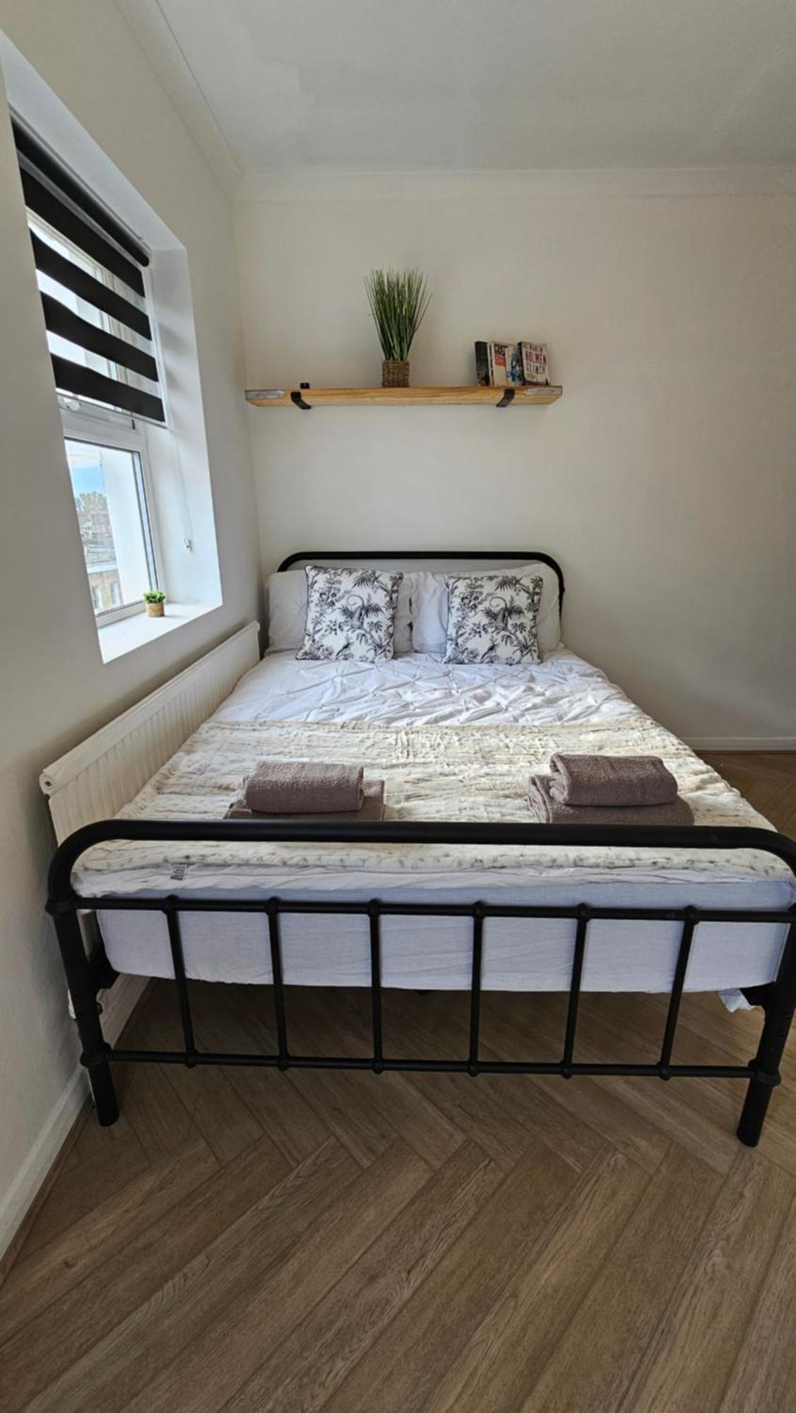 Newly Renovated & Ensuite Rooms! - Camberwell *