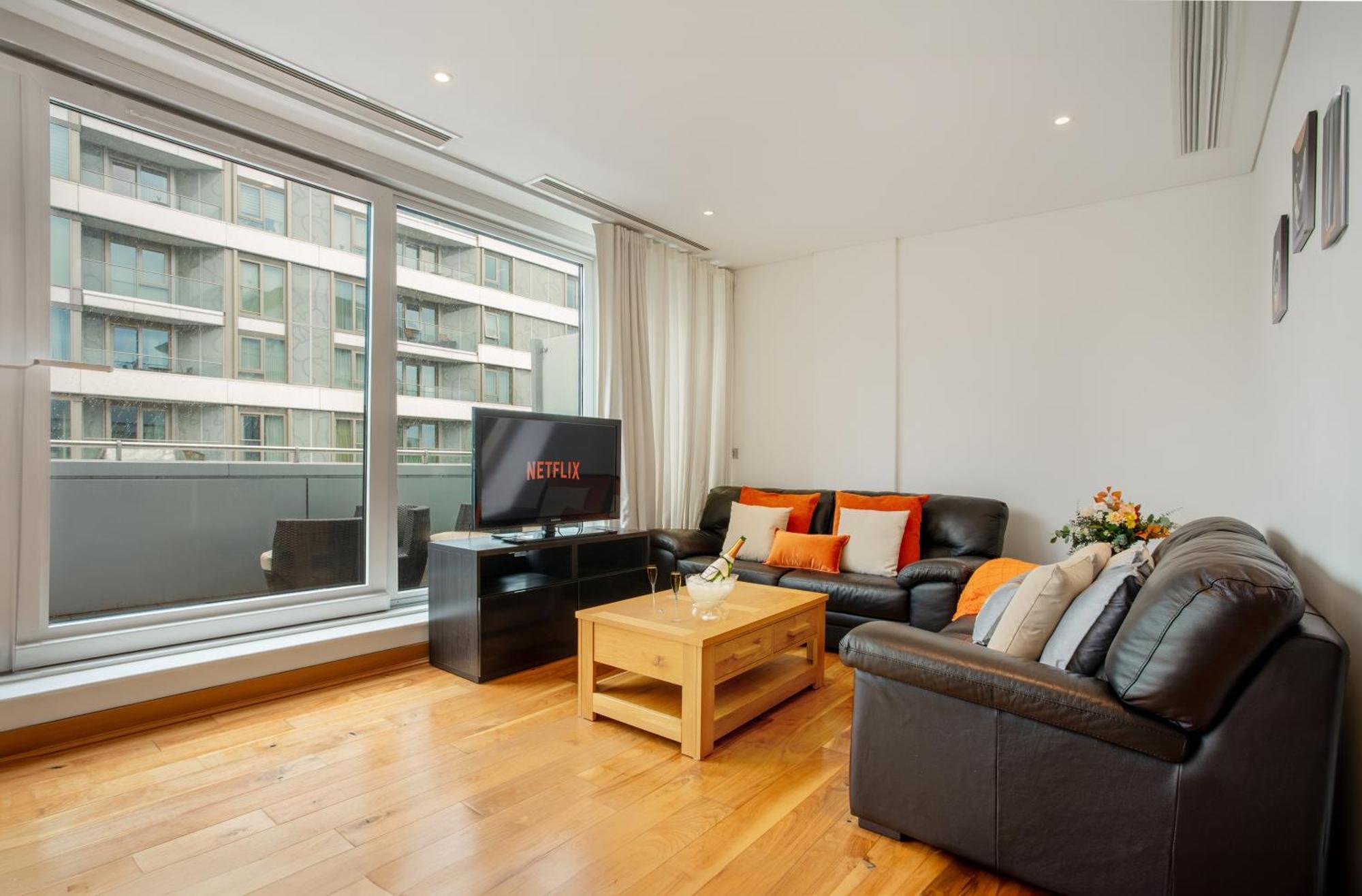 Contemporary Penthouse In Battersea Power Station Appartement