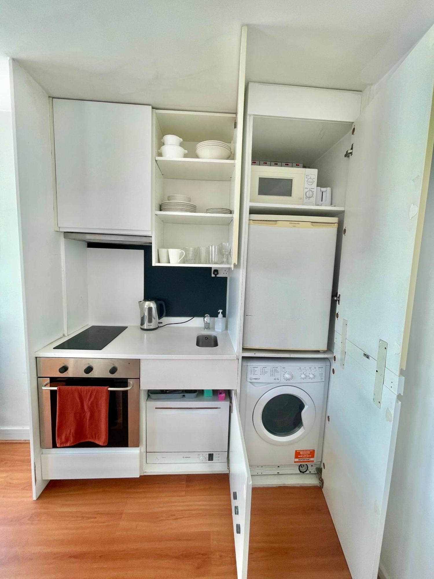 Bright 2-bedroom In Soho High-rise With Skyline Views Appartement