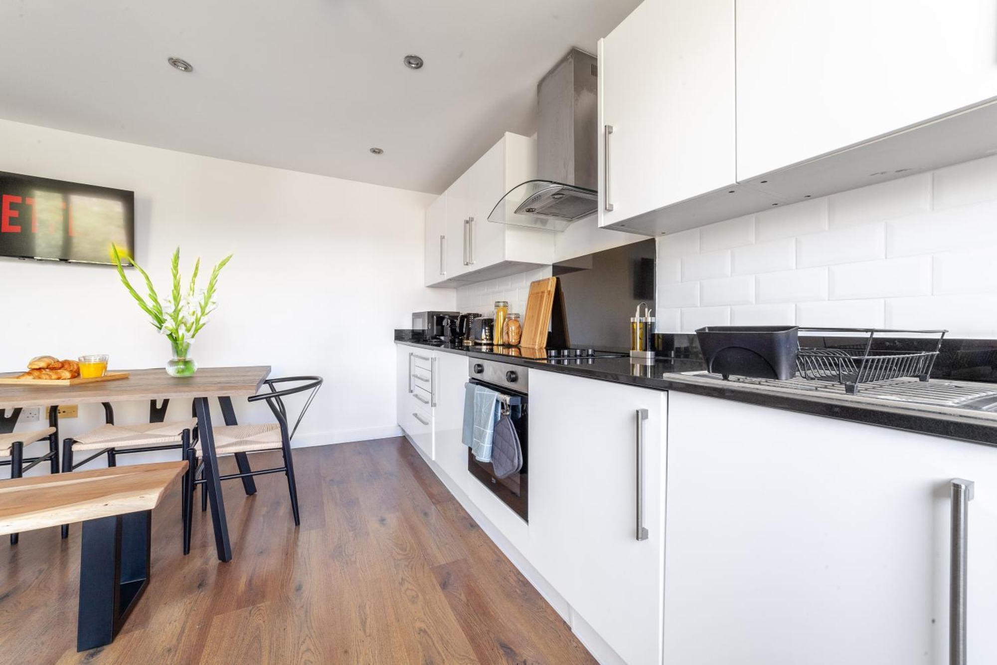 Modern 3 Bed & 3 Bathrooms Flat, Hackney Downs Appartement