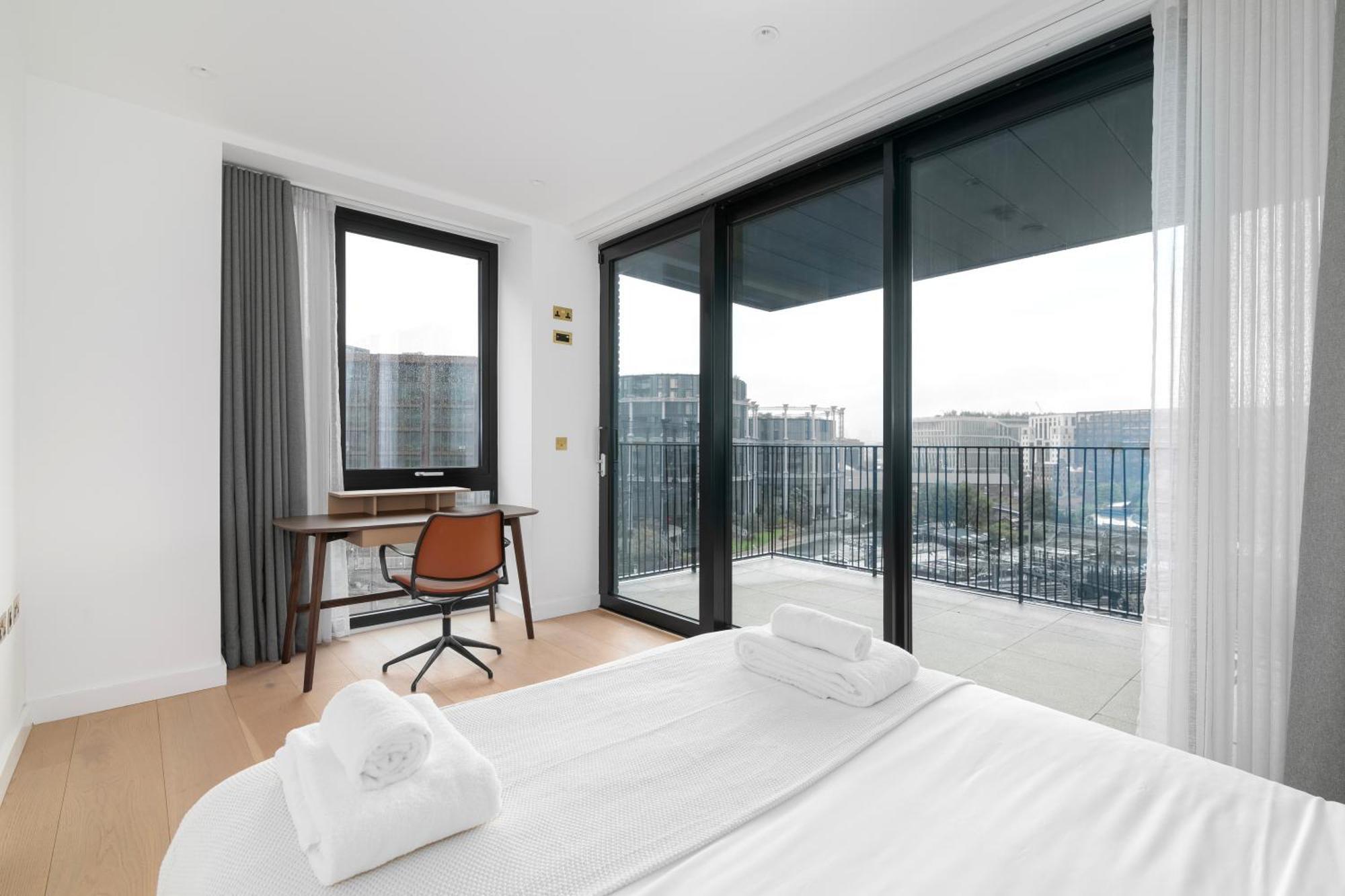Kings Cross - Luxury 3 Bed Apartment, Private Balcony Appartement *