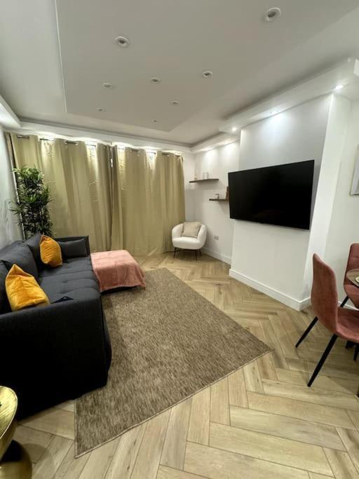 The Upper Tooting Beauty - 2bed Ground Floor Flat Appartement