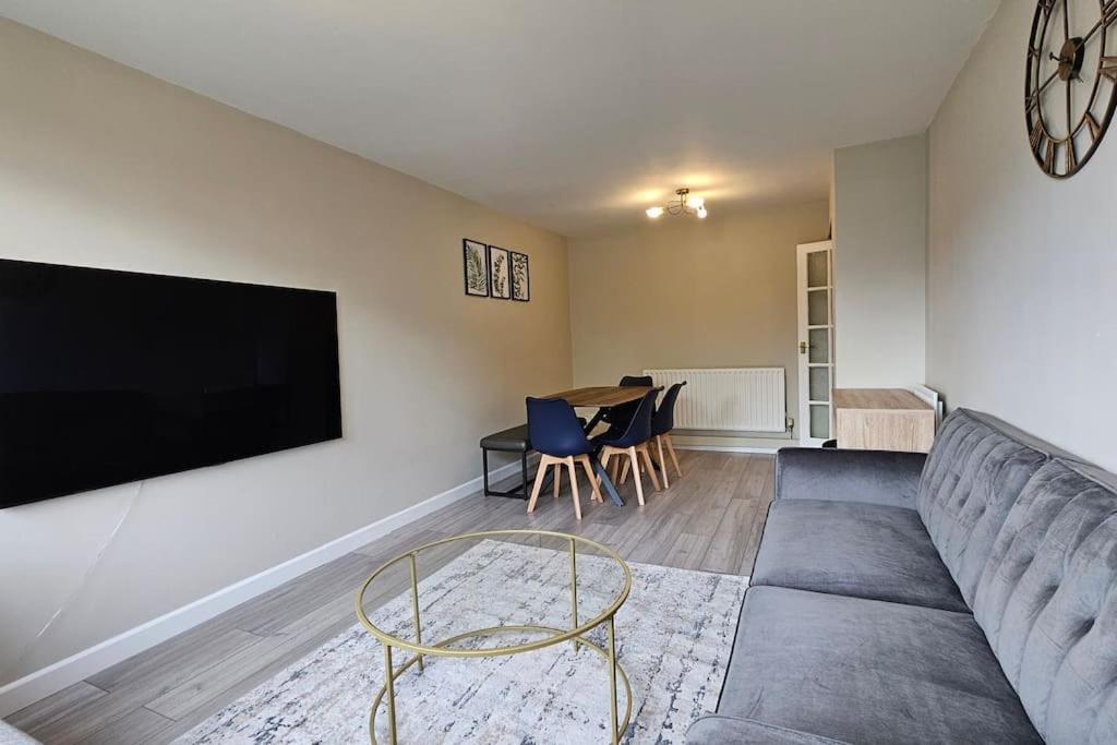 Canal View 2bd Flat - Regents Park! Londres