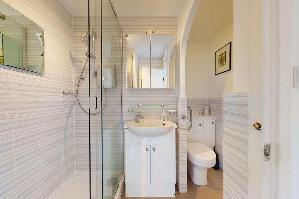 Appartement Canal View 2bd Flat - Regents Park!