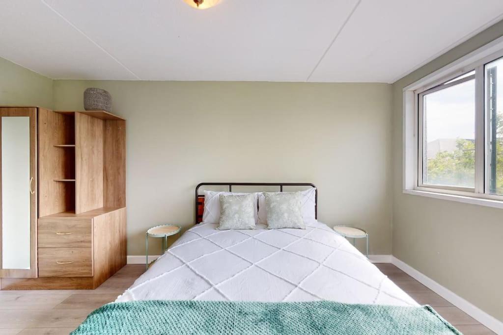Canal View 2bd Flat - Regents Park! * Londres