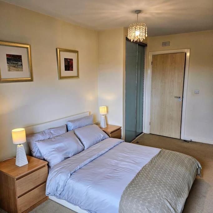 Lovely 2bed 2bath Flat In North Acton Appartement