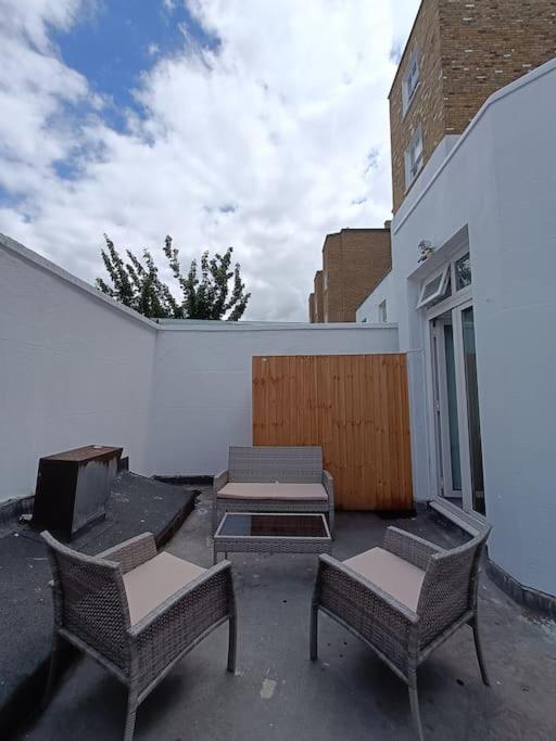 Apartamento Charming And Cosy 1 Bed With Terrace In Prime South Kensington Location *