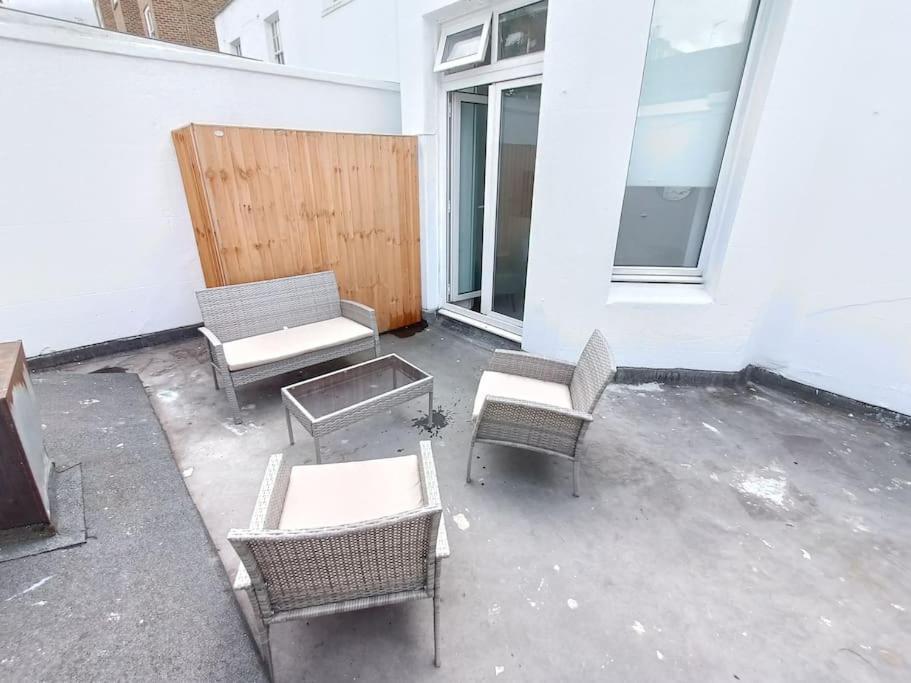 Charming And Cosy 1 Bed With Terrace In Prime South Kensington Location Apartamento Londres
