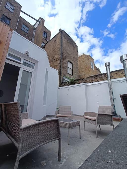 Charming And Cosy 1 Bed With Terrace In Prime South Kensington Location Londres