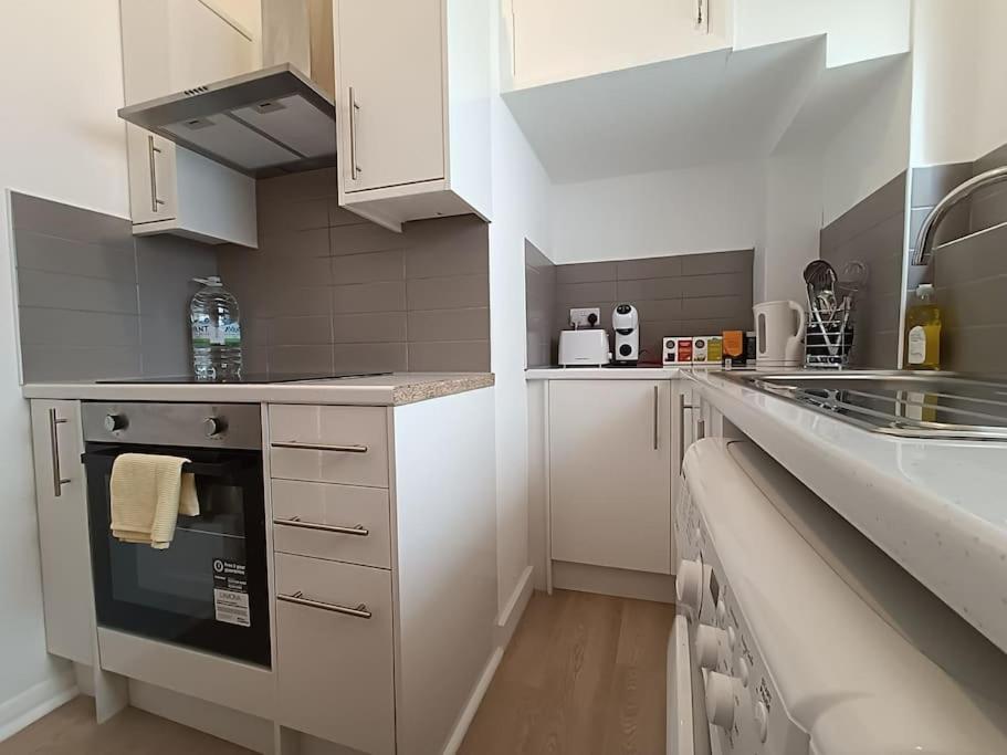 Apartamento Charming And Cosy 1 Bed With Terrace In Prime South Kensington Location