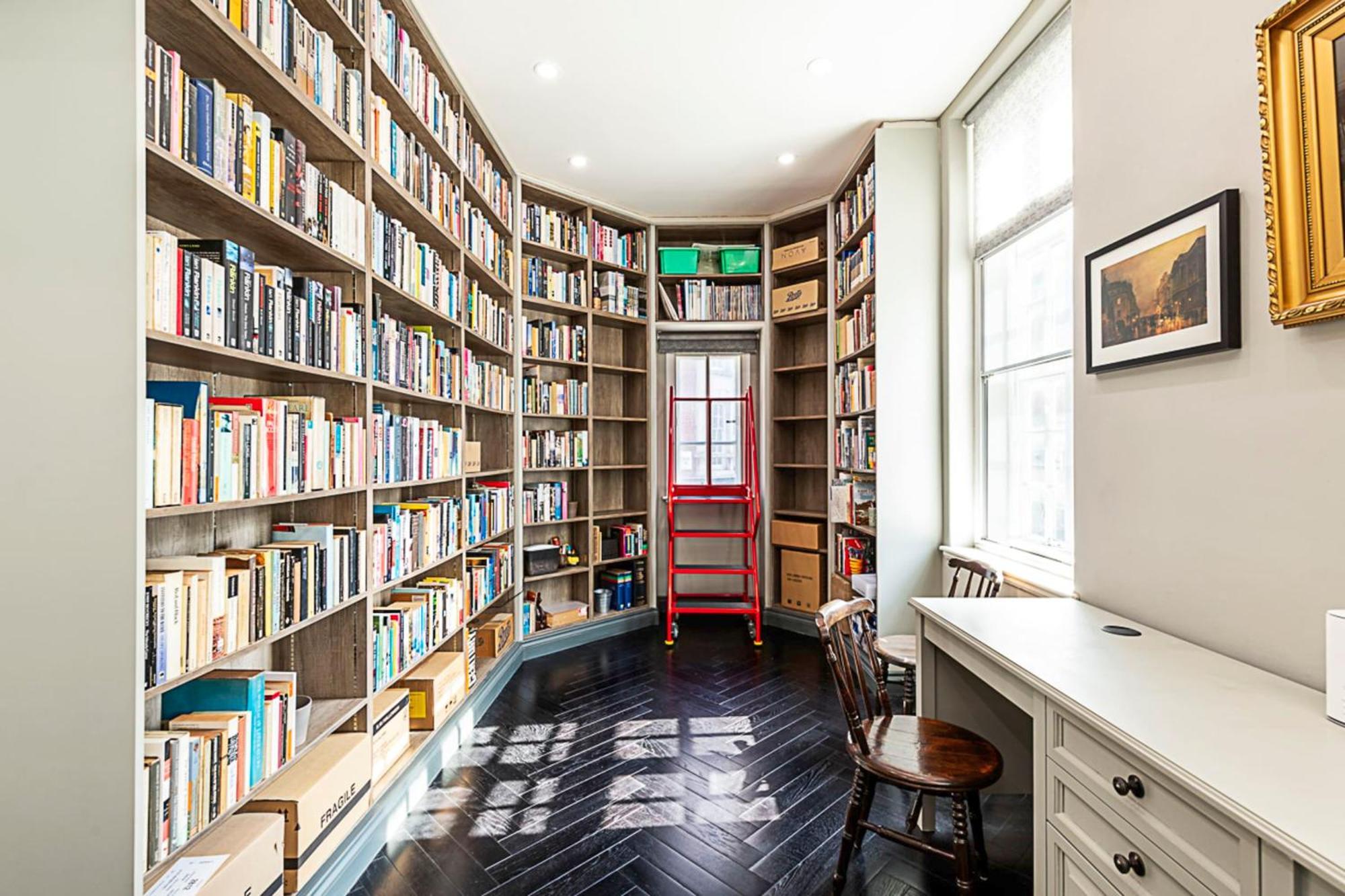 Book Lovers' West End
