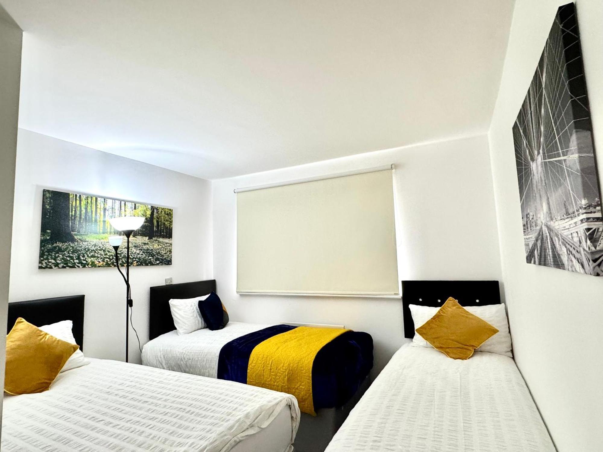 2 Bed, 2 Bath, Ground Floor Whole With Parking, Near & Stratford, Close To Station, Zone 2 Apartamento Londres