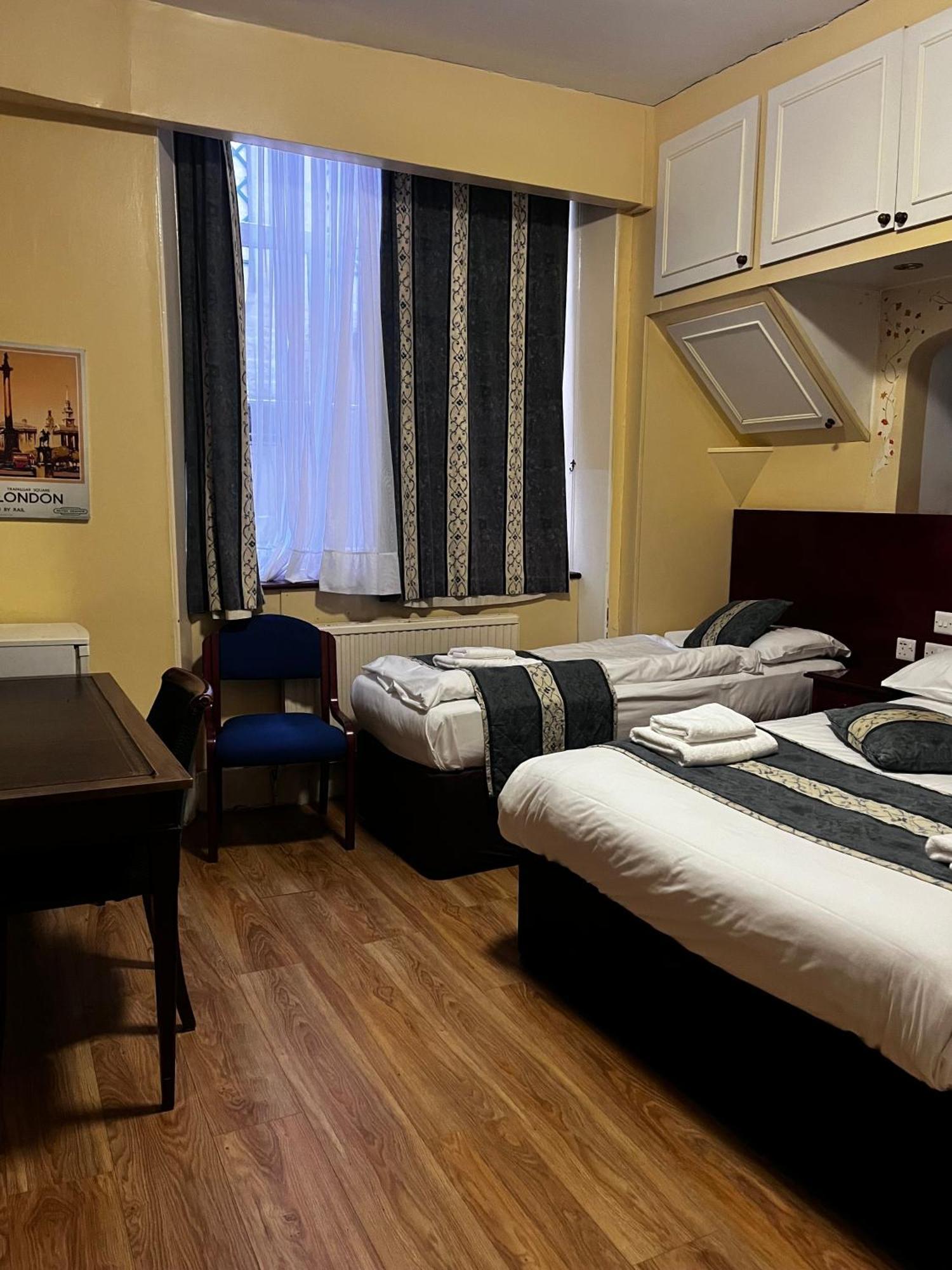 Dolphin Hotel Londen
